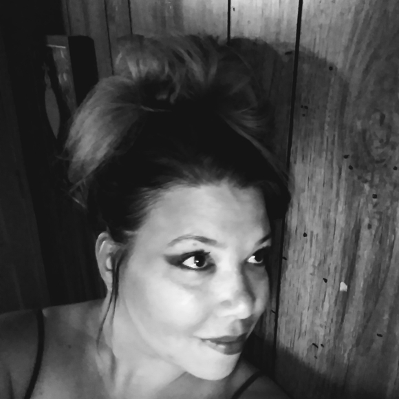 Meet your Posher, Jennifer - Picture 7 of 10